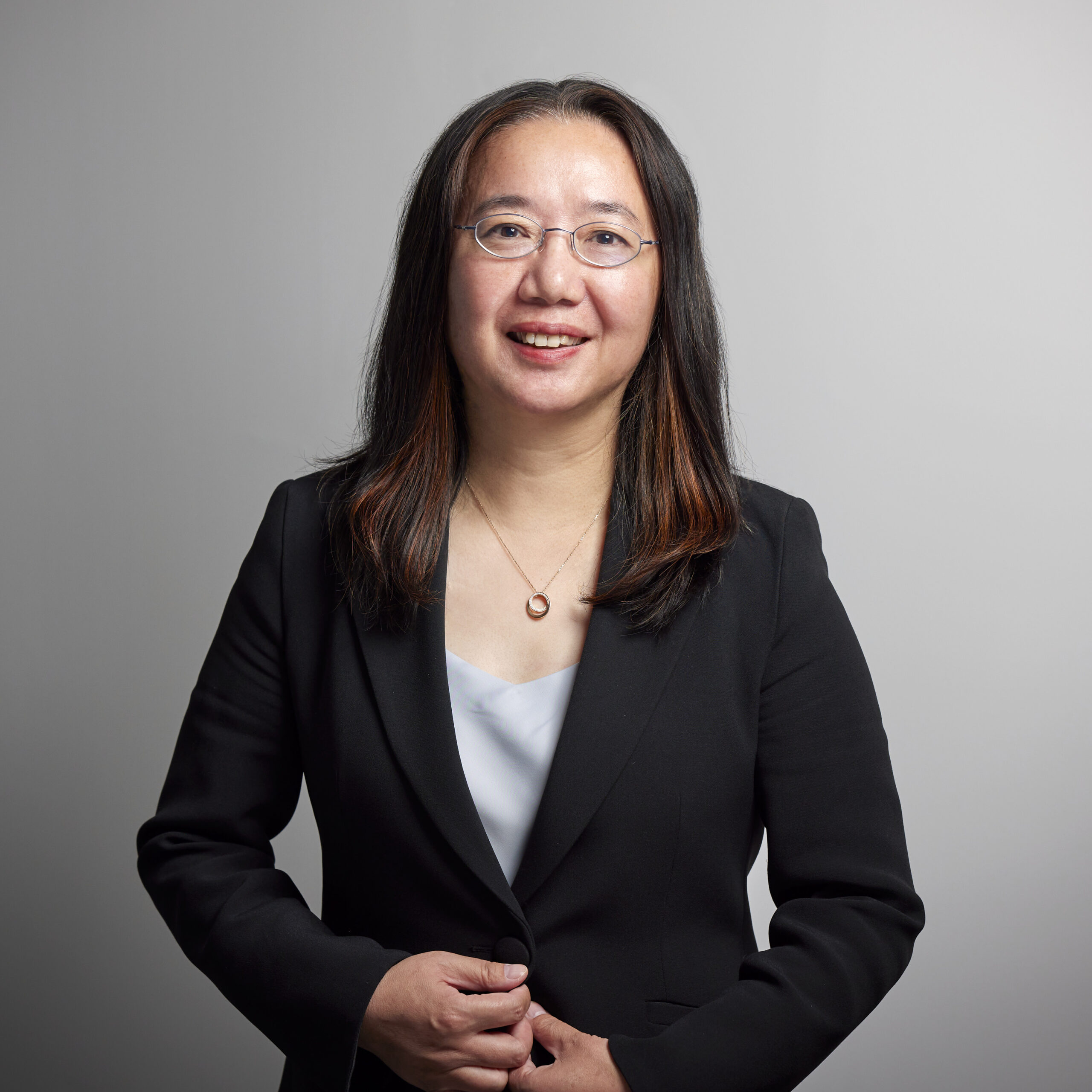 Julia Zhou Profile Image